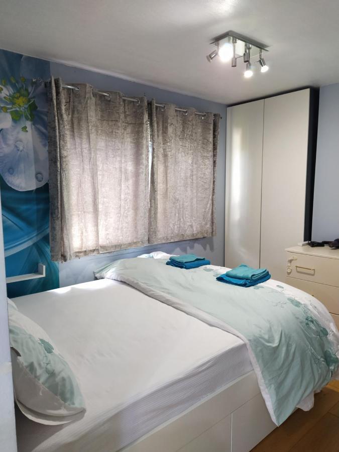 Apartmán Self Catering Studio Flat Edinburgh Exteriér fotografie
